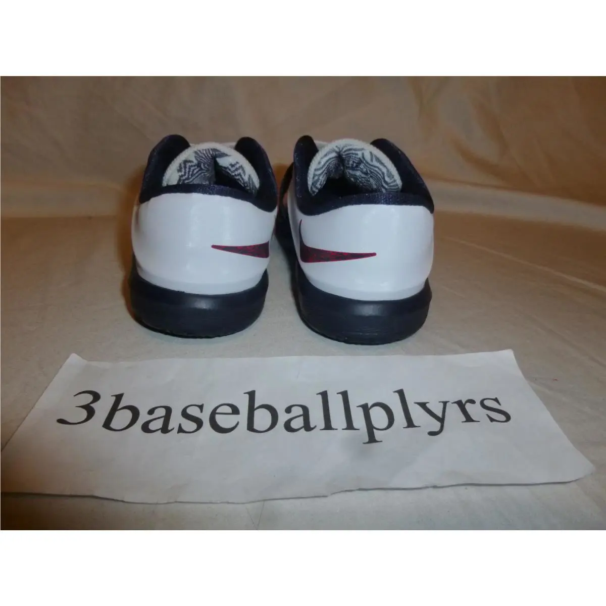 Nike shoes - White 4