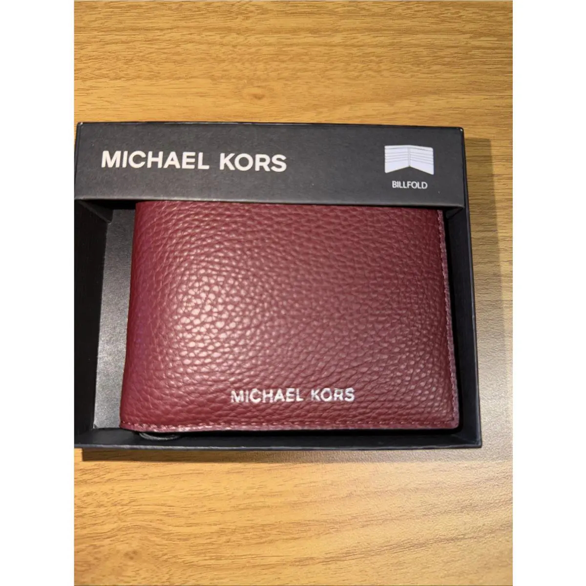 Michael Kors Men`s Mason Leather Wallet DK Brandy Cognac Fonce