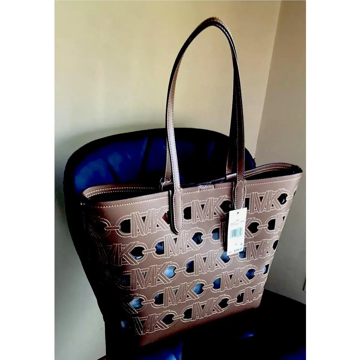 Michael Kors Eliza- Large East/west Open Tote
