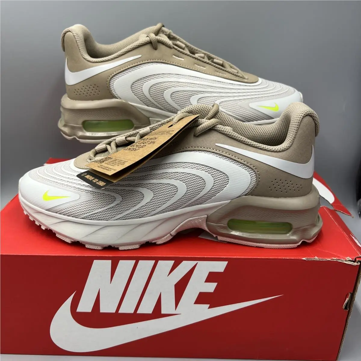 Nike Air Max Fire Shoes. Light Bone Volt Sneakers. Men`s Sz 8.5 IF2621-002