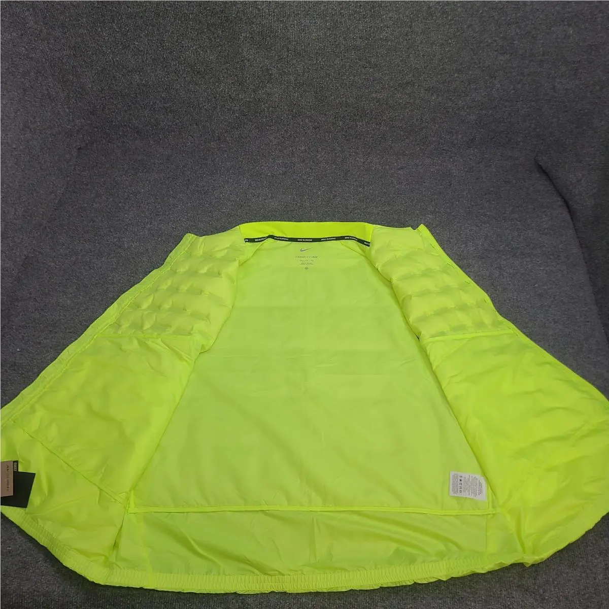 Nike clothing - Nike Therma-fit Adv - Adv - FB7542702 - Yellow (UPC: 198486291859) 4