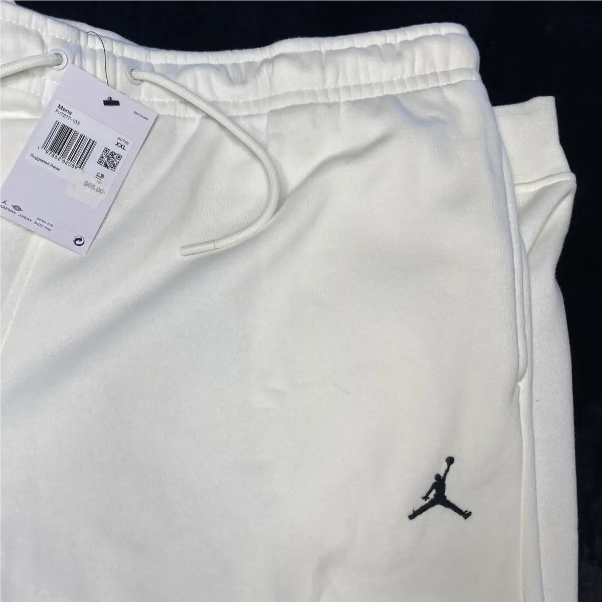 Nike clothing - FV7277133 - FV7277133 - White (UPC: 0197862620894) 1
