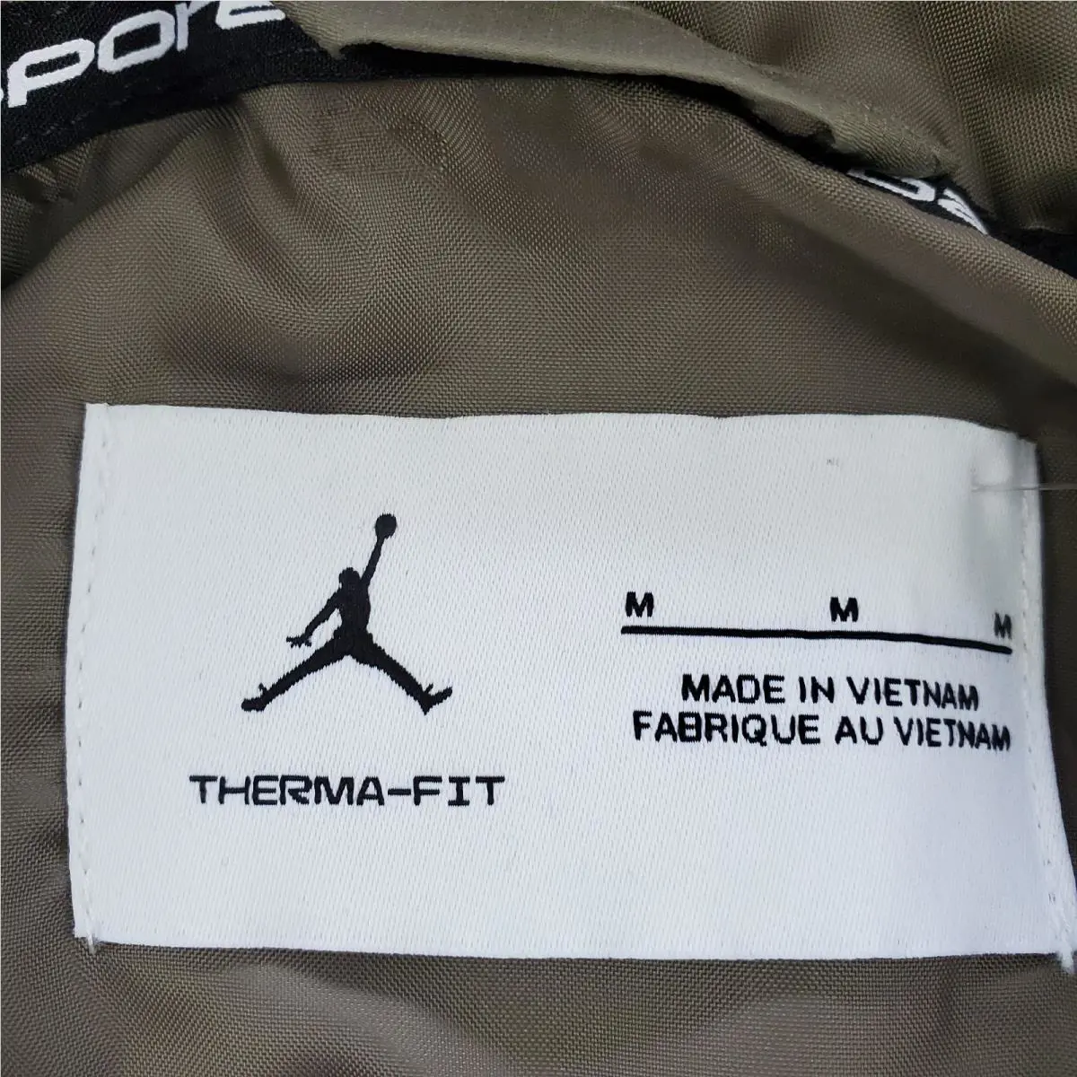 Nike clothing - Nike Air Jordan Therma-FIT Repel - FZ3162222 - Green (UPC: 0197601028066) 4