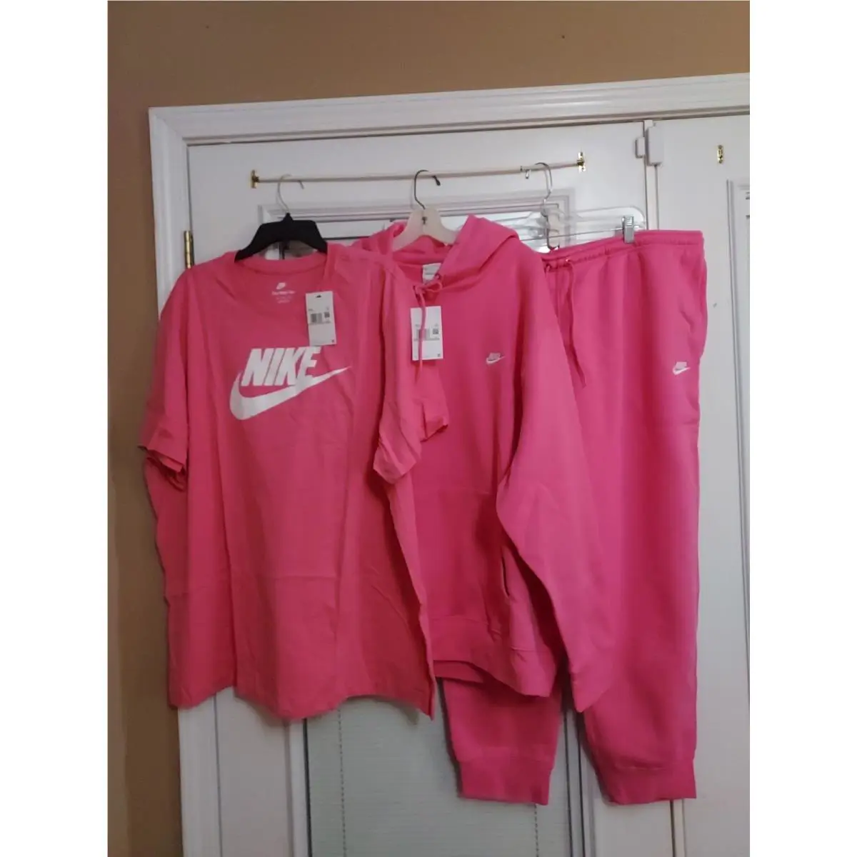 Nike clothing - Pink 16