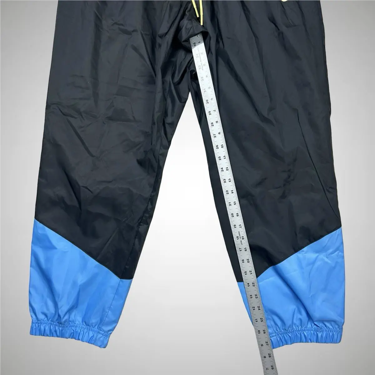 Nike clothing - DX0653-010 - DX0653-010 - Black (UPC: 196154999915) 3