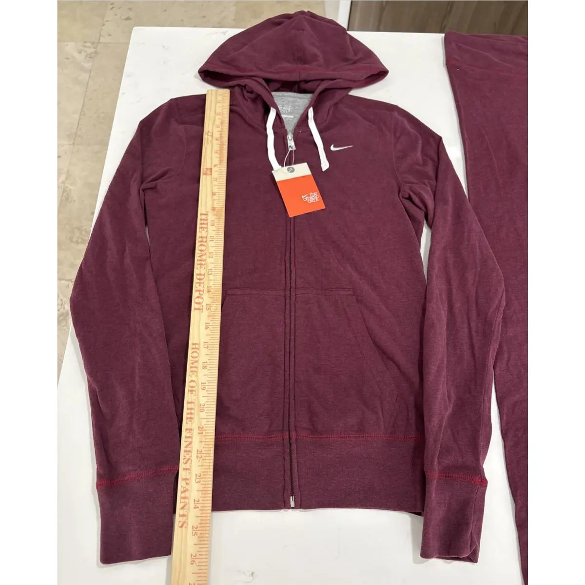 Nike clothing - Burgundy 4