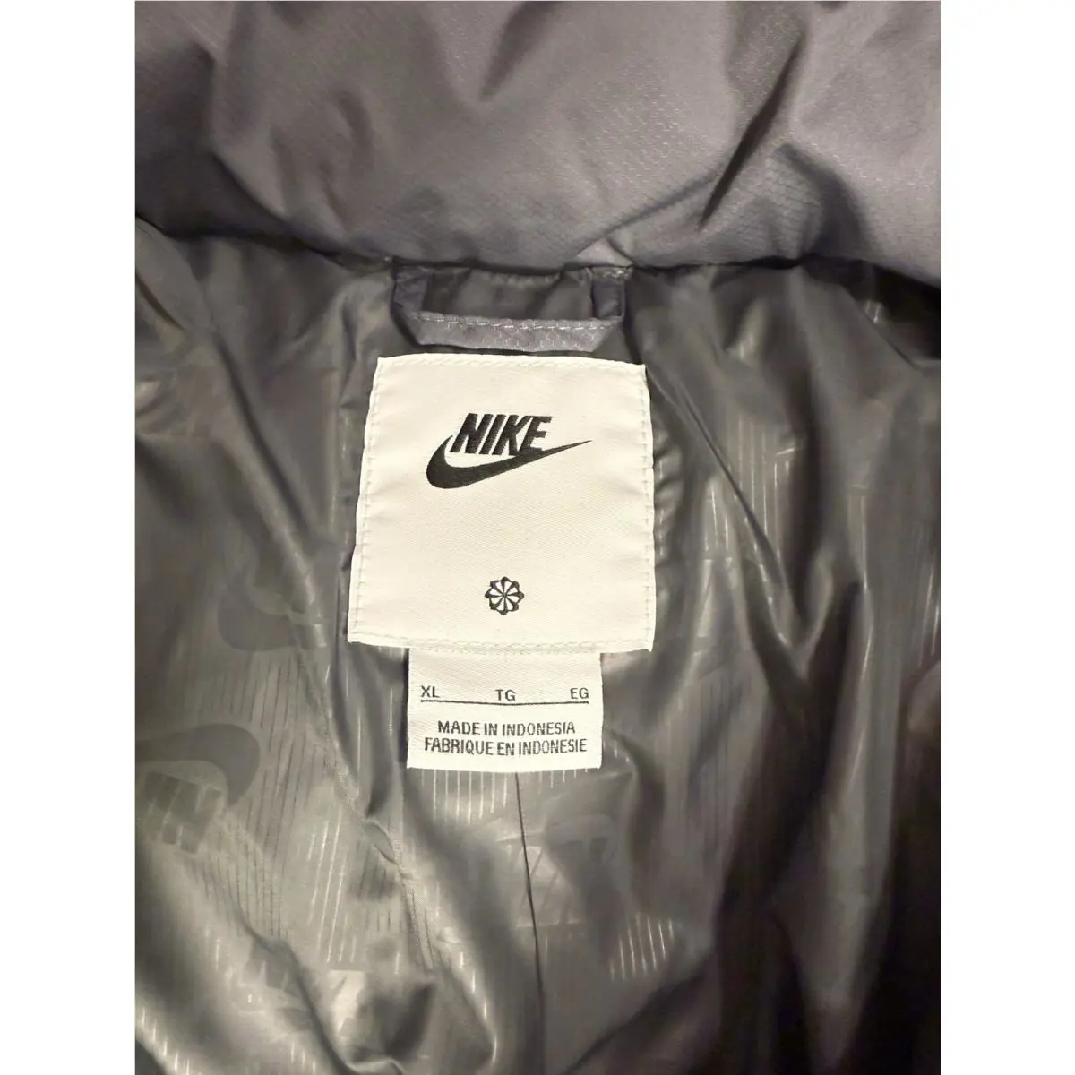 Nike clothing - IO2138068 - IO2138068 - Gray 2