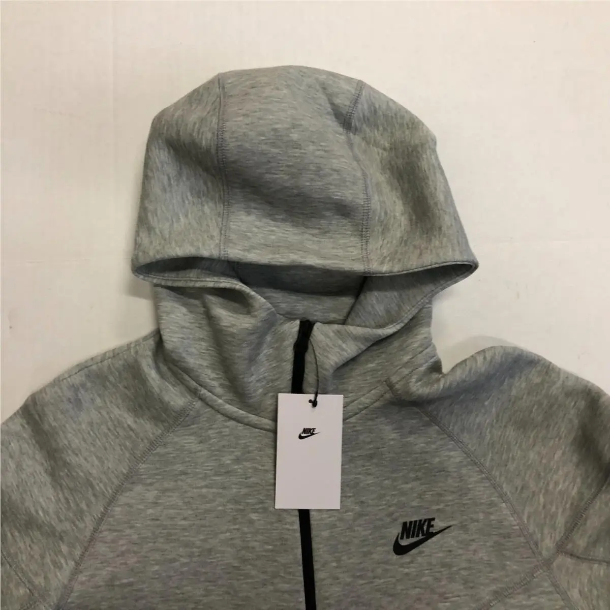 Nike clothing - Gray (UPC: 196607413289) 0