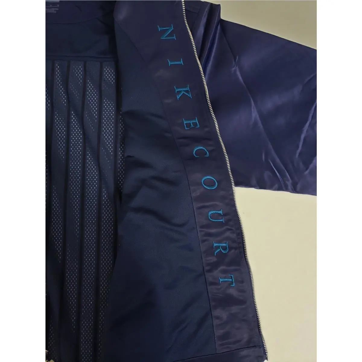 Nike clothing - Blue (UPC: 198486098168) 4