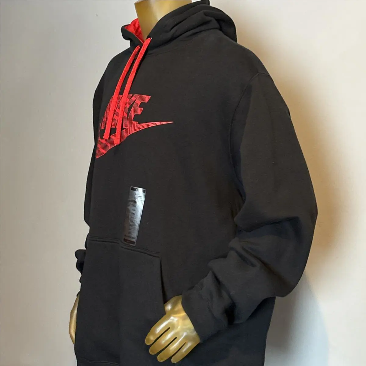 Nike clothing - Black (UPC: 0886915615979) 1