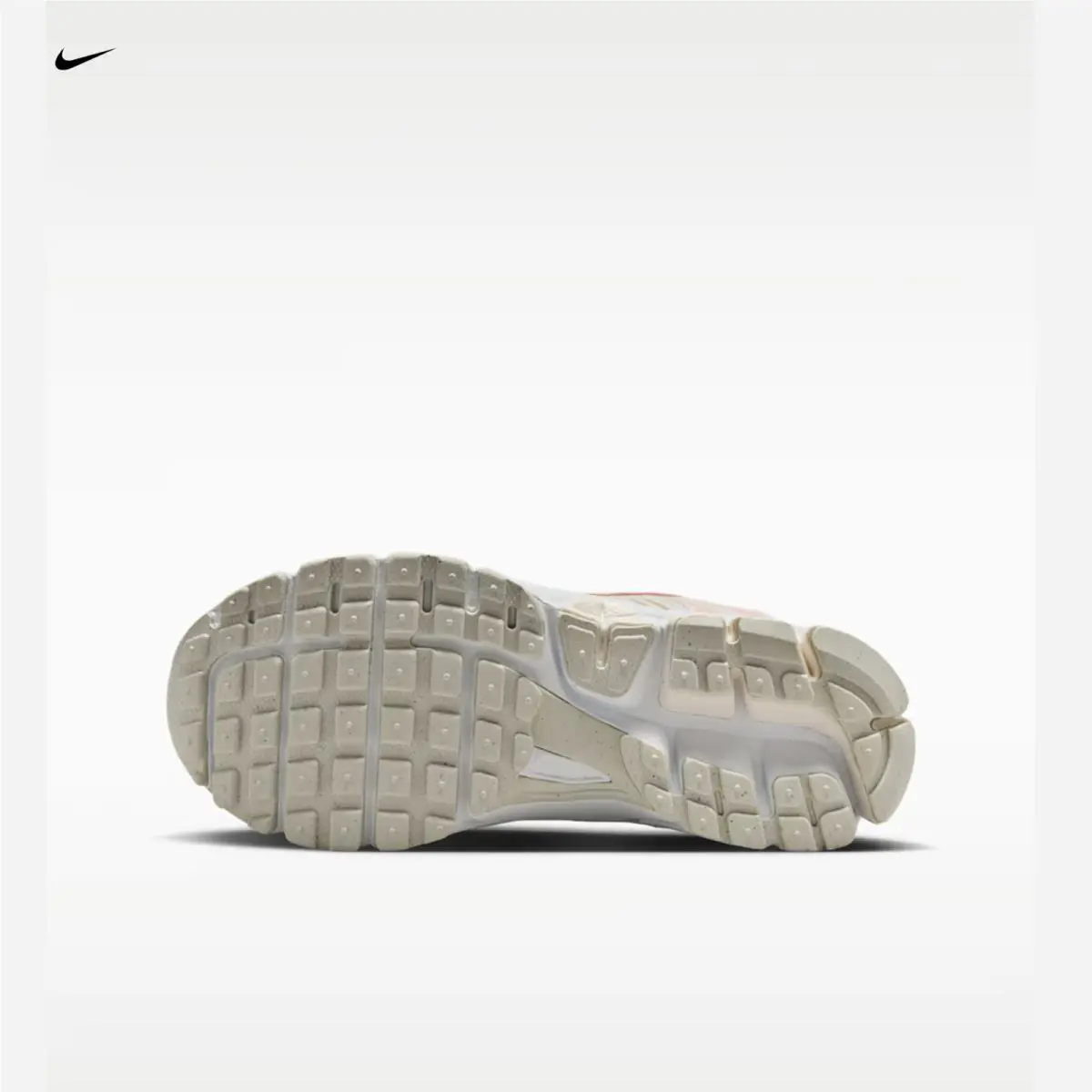 Nike shoes - Nike Vomero 5 - Vomero - Phantom Echo Pink (UPC: 197863367217) 4