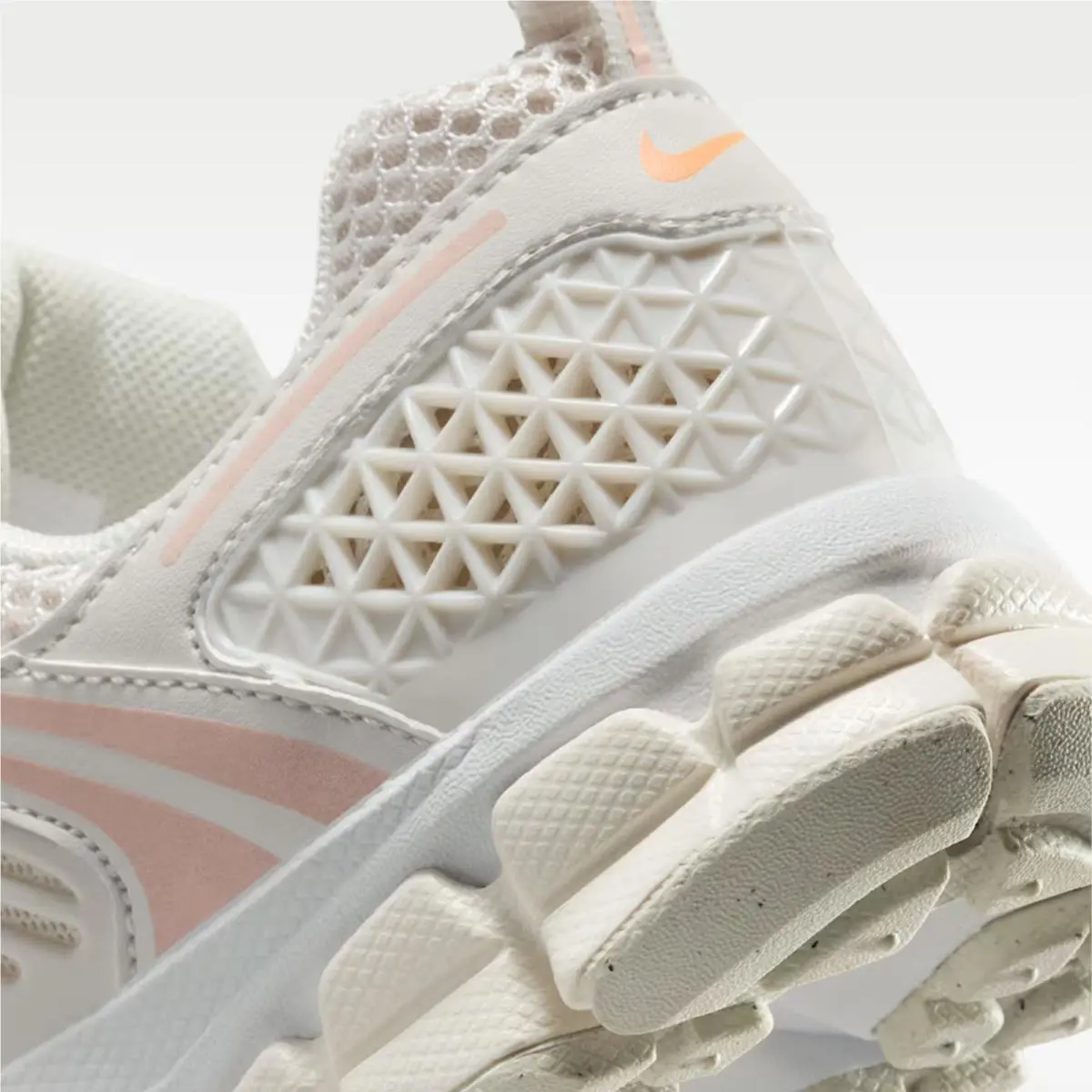 Nike shoes - Nike Vomero 5 - Vomero - Phantom Echo Pink (UPC: 197863367217) 6