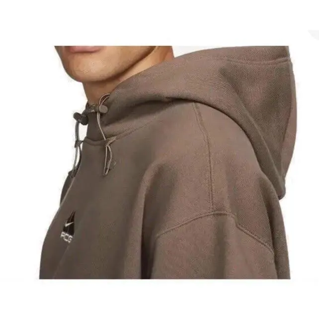 Nike clothing - [