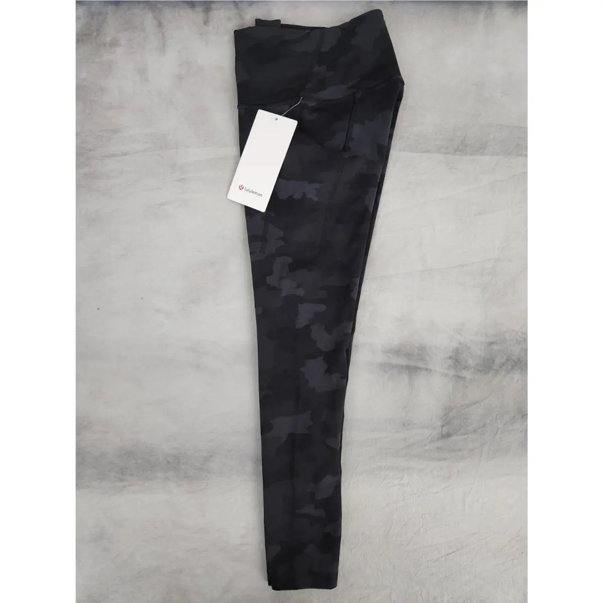 Lululemon clothing - Heritage 365 Camo Deep Coal 6
