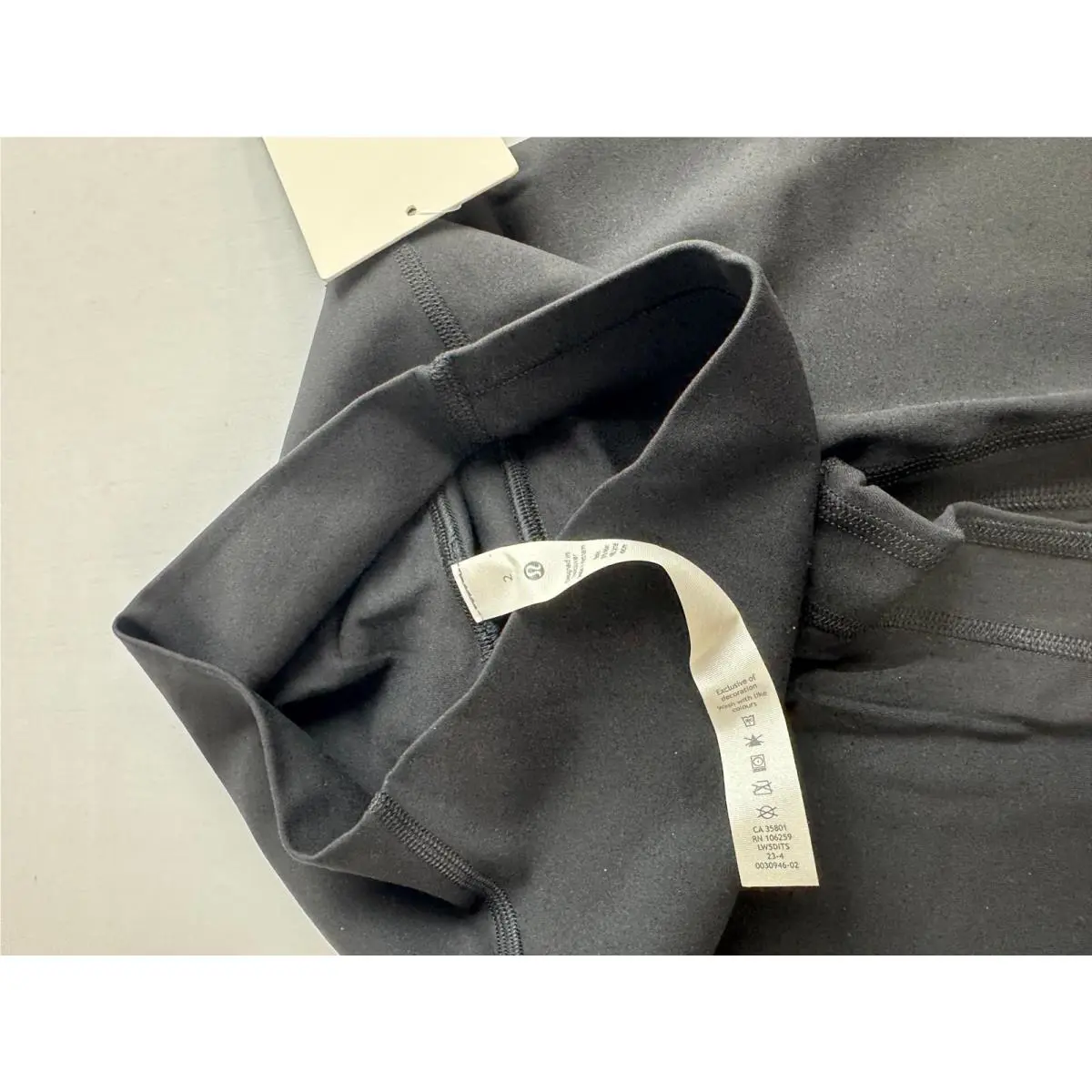 Lululemon clothing - Black 3
