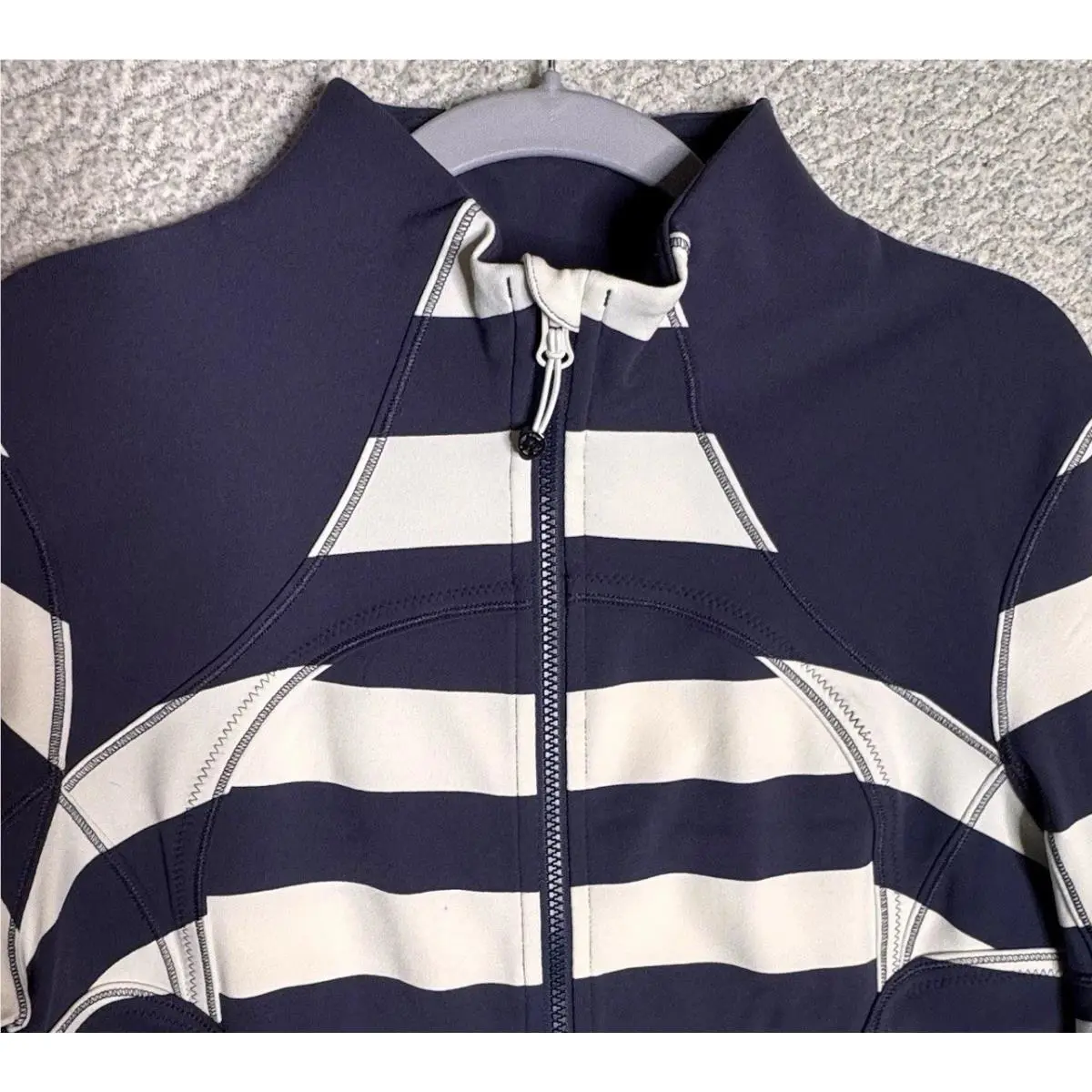Lululemon clothing - Lululemon Forme - Forme - White Blue 1