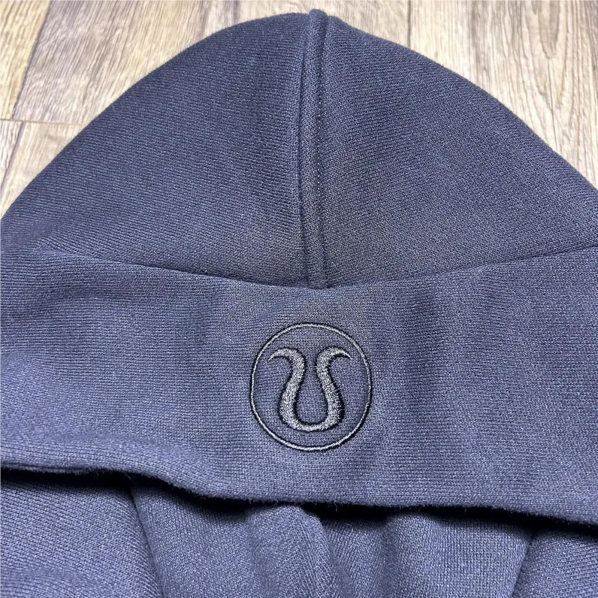 Lululemon clothing - Black 4