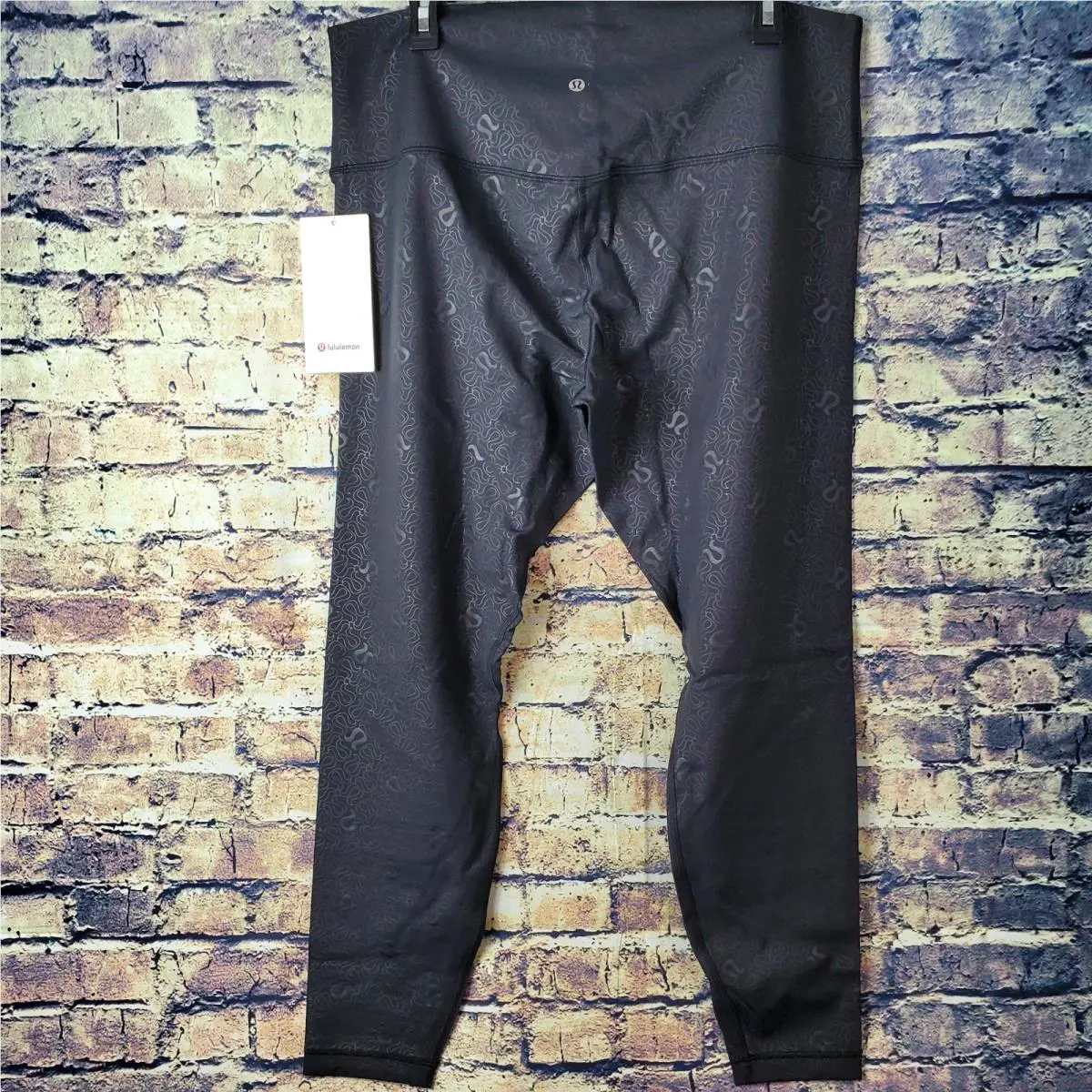 Lululemon clothing - Black 5