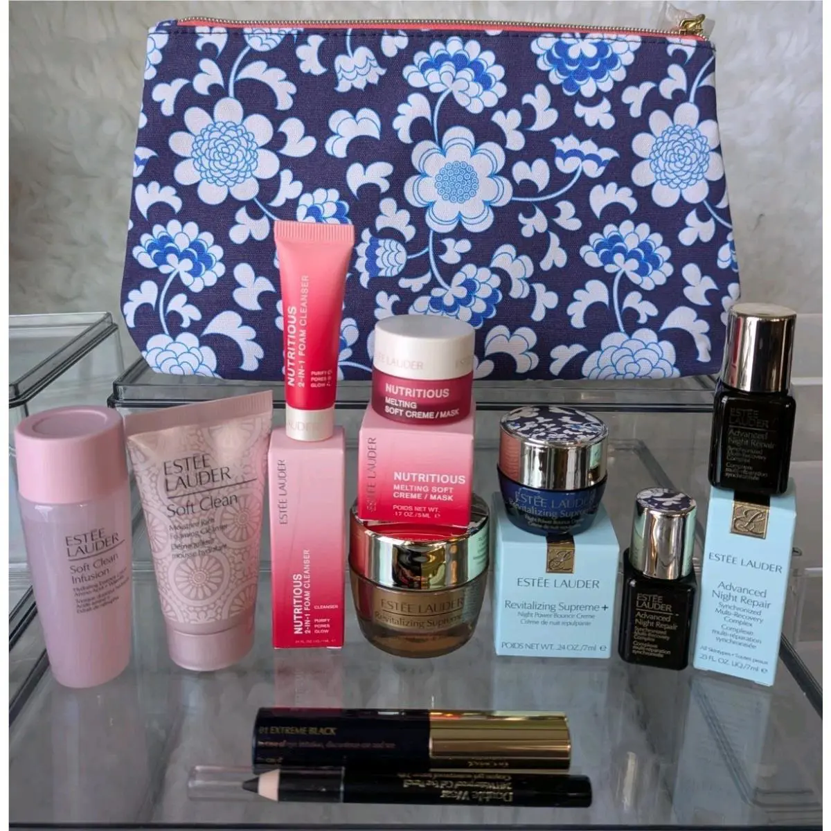 Lot of Sixteen 16 Pcs Estee Lauder Skincare Bundle