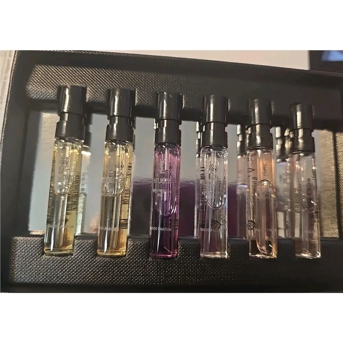 Yves Saint Laurent “le Vestiaire” Genderfree: Des Parfums Variety 6-Sample