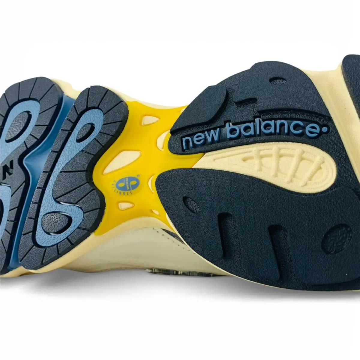 New Balance shoes - New Balance 1000 - M1000CA - White 22