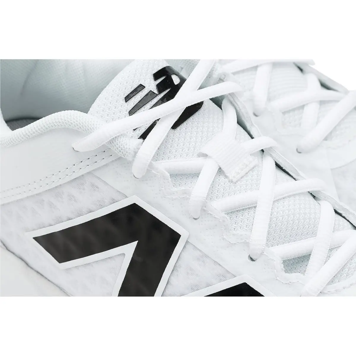 New Balance shoes - Black/White 25