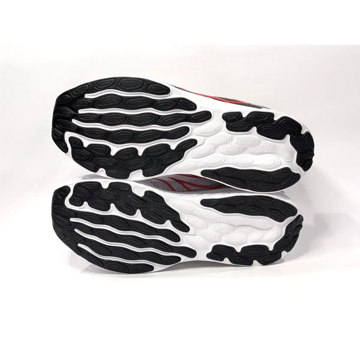 New Balance shoes - New Balance Fresh Foam 680 V8 - M680RW8 - White/Black 7