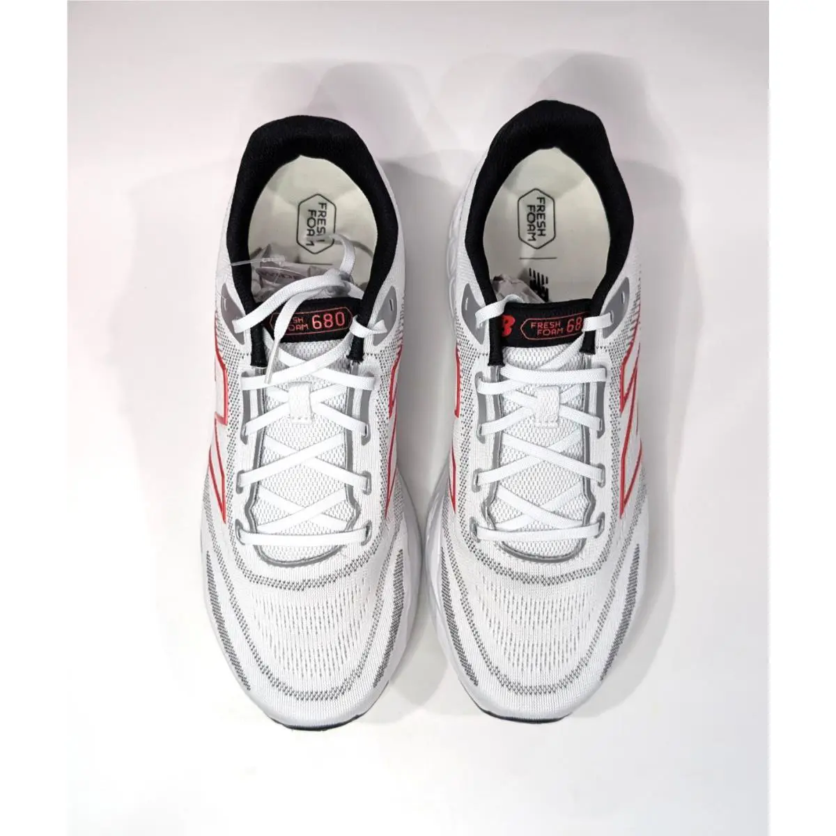 New Balance shoes - New Balance Fresh Foam 680 V8 - M680RW8 - White/Black 10