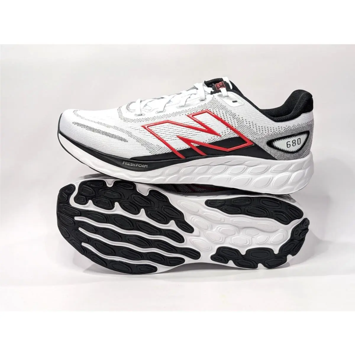 New Balance shoes - New Balance Fresh Foam 680 V8 - M680RW8 - White/Black 12