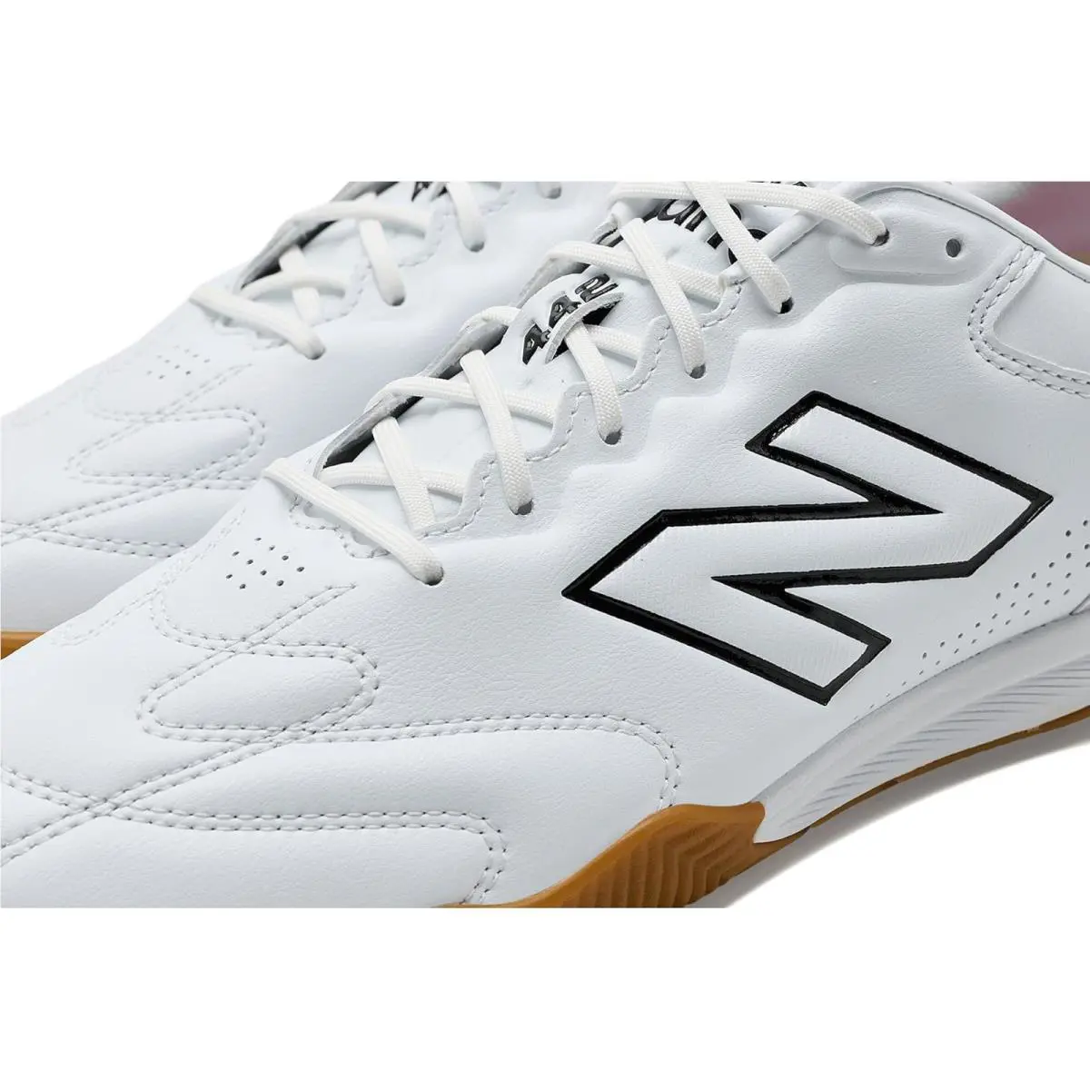 New Balance shoes - Black/NB White 18