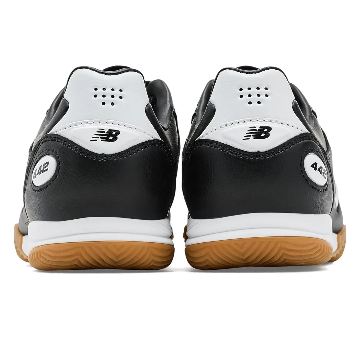 New Balance shoes - Black/NB White 12