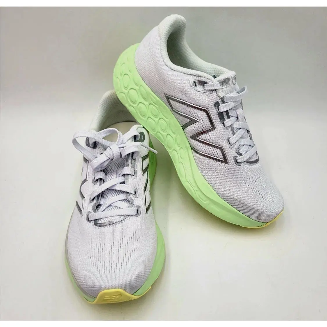 New Balance shoes - New Balance Fresh Foam 680 - W680RM8 - White/Reflection/Melon Water 0