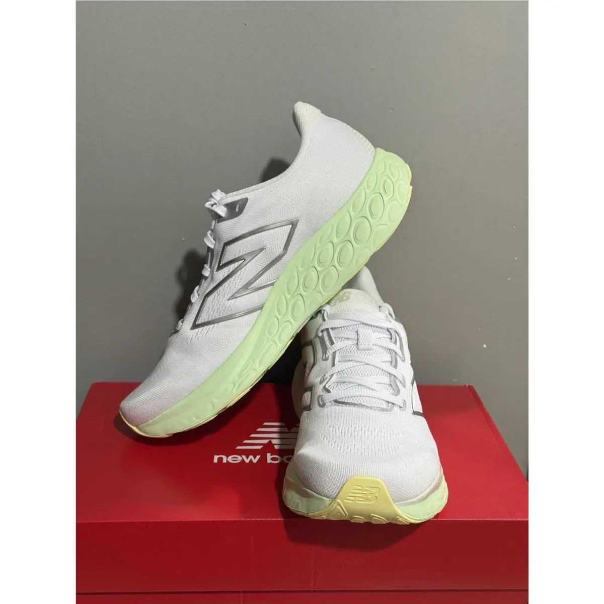 New Balance shoes - New Balance Fresh Foam 680 - W680RM8 - White/Reflection/Melon Water 8
