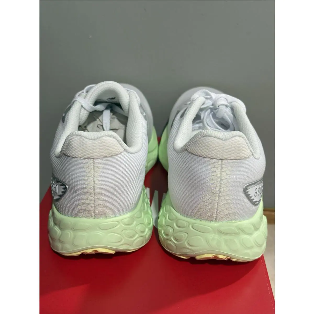 New Balance shoes - New Balance Fresh Foam 680 - W680RM8 - White/Reflection/Melon Water 2