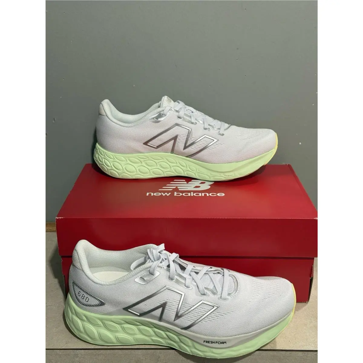 New Balance shoes - New Balance Fresh Foam 680 - W680RM8 - White/Reflection/Melon Water 5
