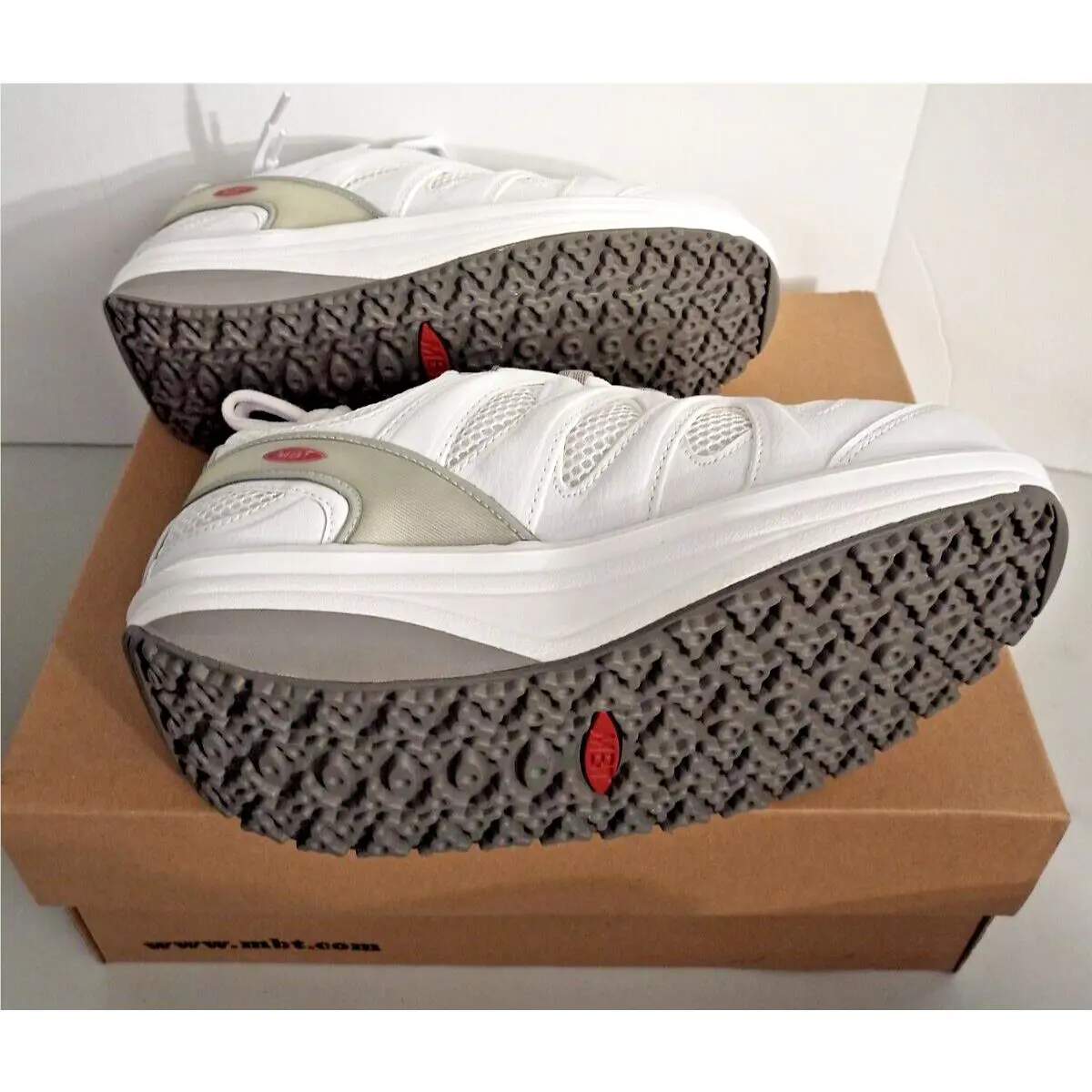 MBT shoes - White 3