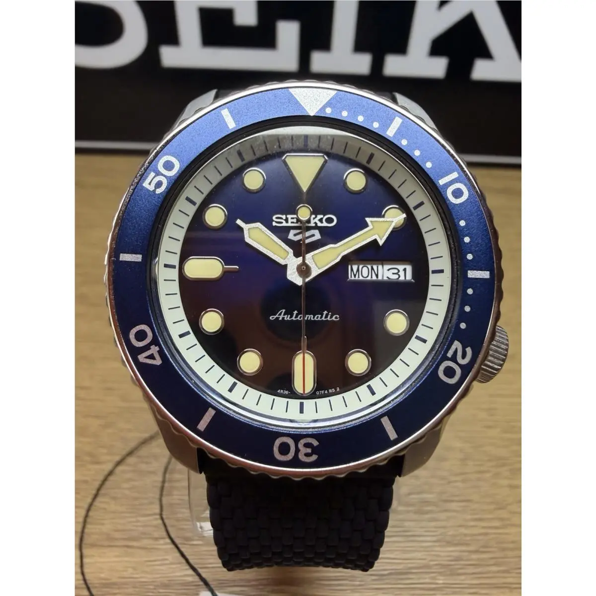 Seiko 5 Sports SRPD71K2 Automatic Blue Dial 4R36 Black Silicone Box Tags