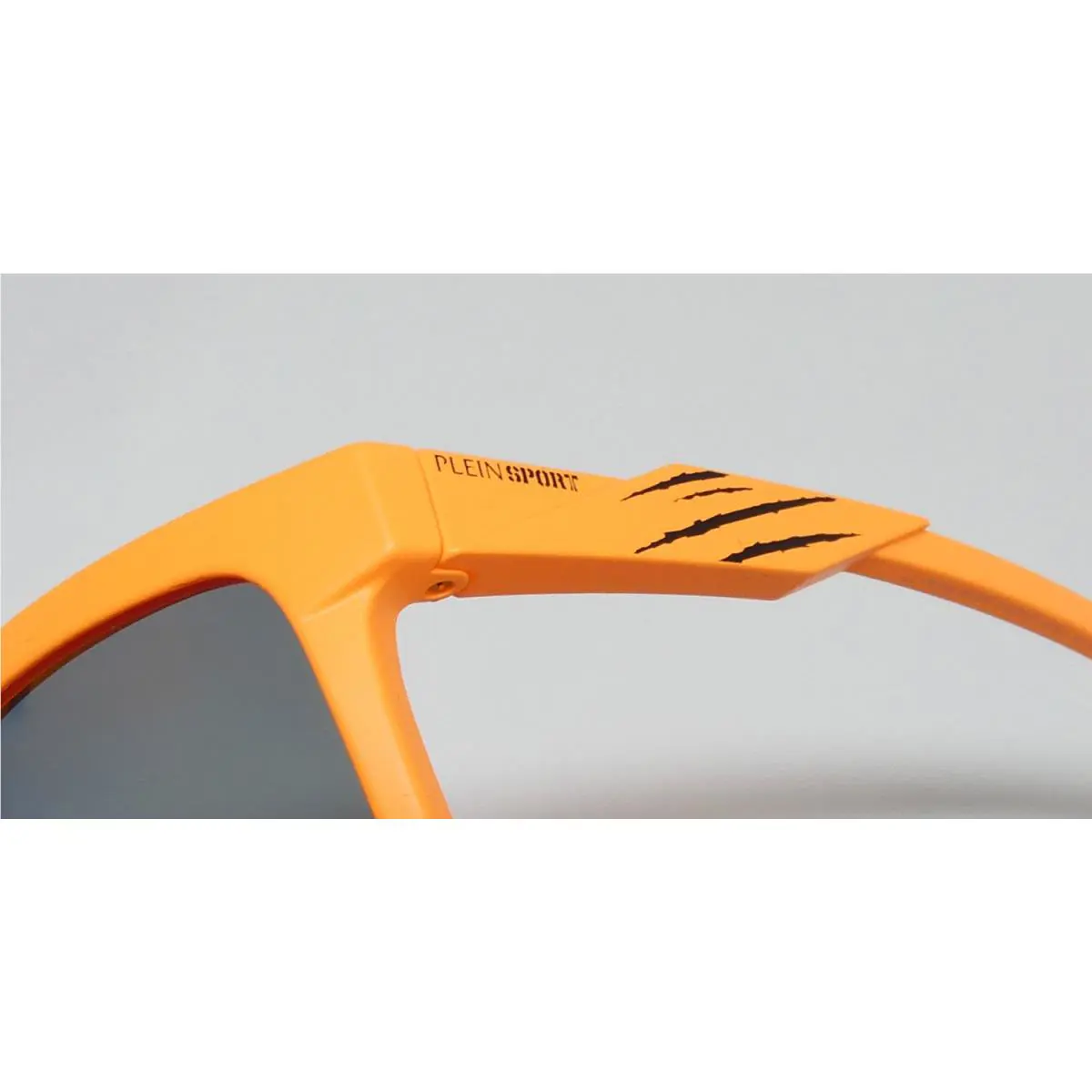 Philipp Plein sunglasses - Ssp011 Plein Sport Wildcat - Plein Sport Wildcat - Matte Orange, Frame: Orange, Lens: Red