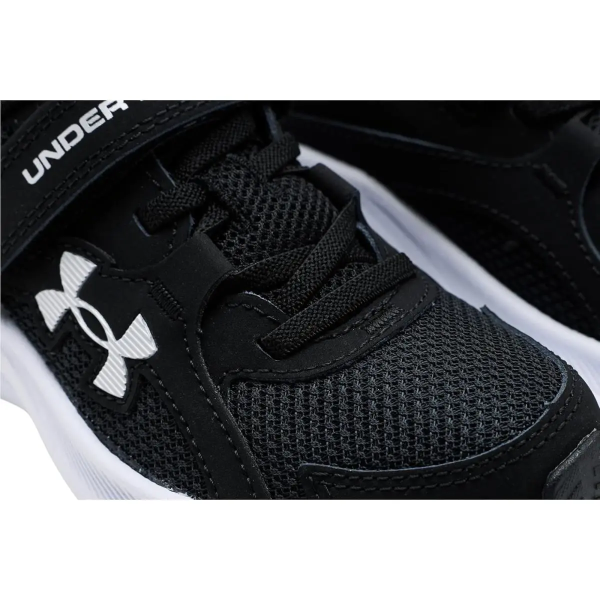Under Armour shoes - Black/Black/Metallic Silver 11