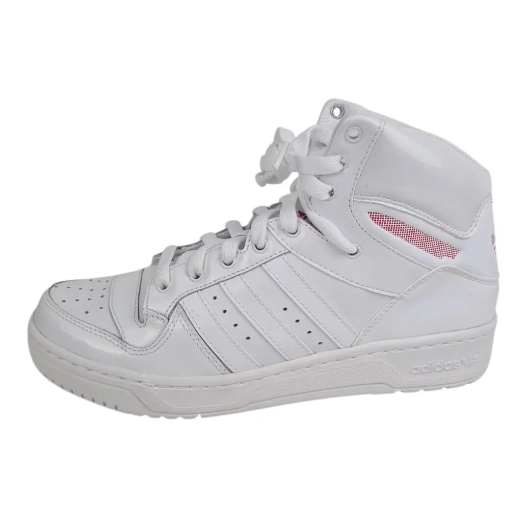 Adidas Women`s Originals G61012 Attitude Logo Heart Athletic Sneaker White SZ 9