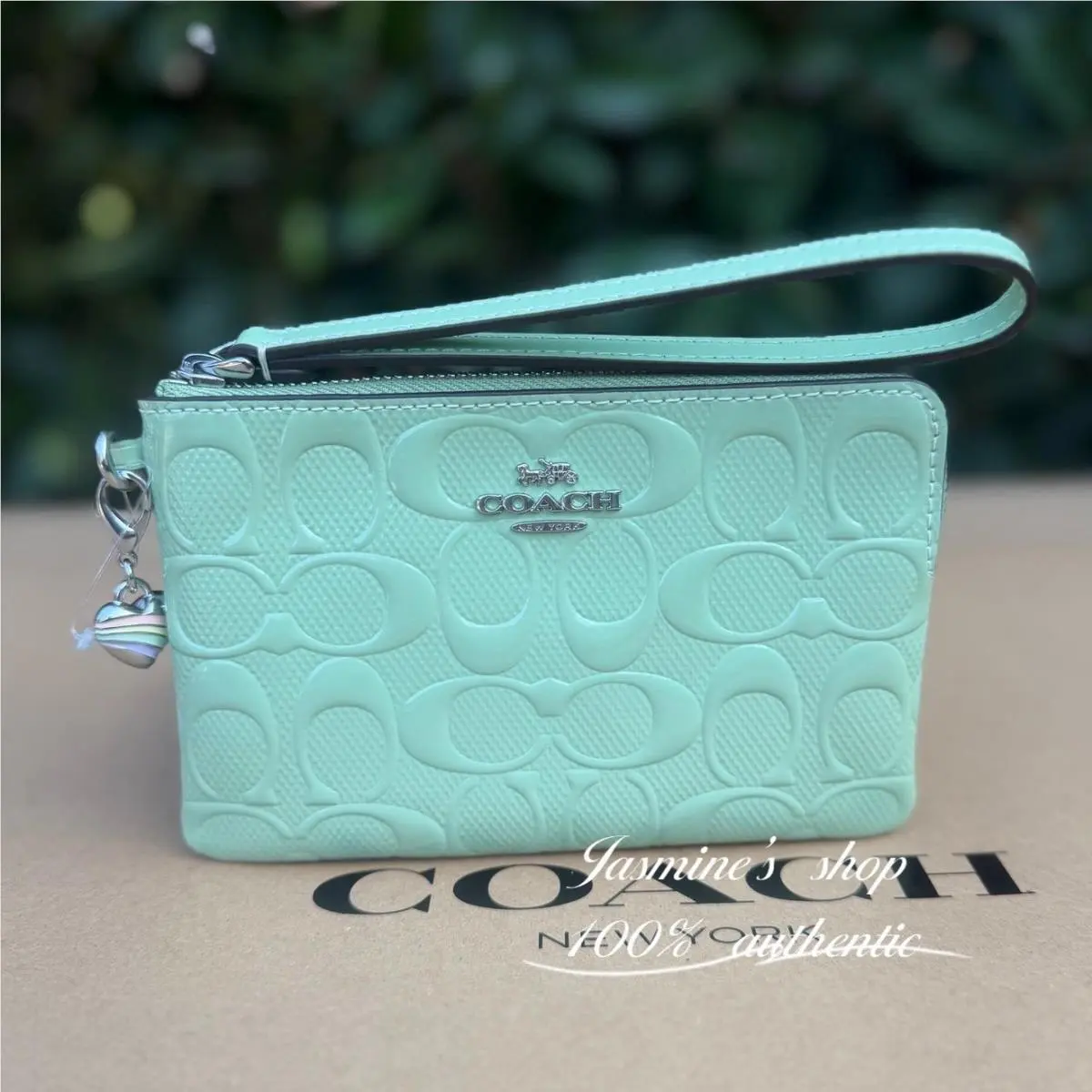 Corner Zip Wristlet Signature Leather with Heart Charm CDY96/CDF04 CDF04/pale green by Coach