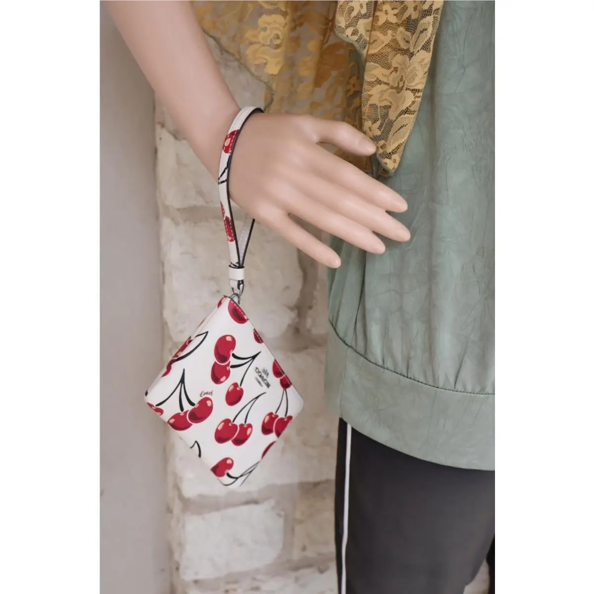 Coach  bag  - Handle/Strap: Chalk leather, Silver-tone chain link or open choice options, Hardware: Silver