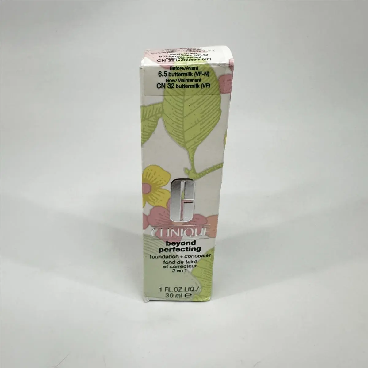 Clinique Beyond Perfecting CN 32 Buttermilk Foundation + Concealer 30ml