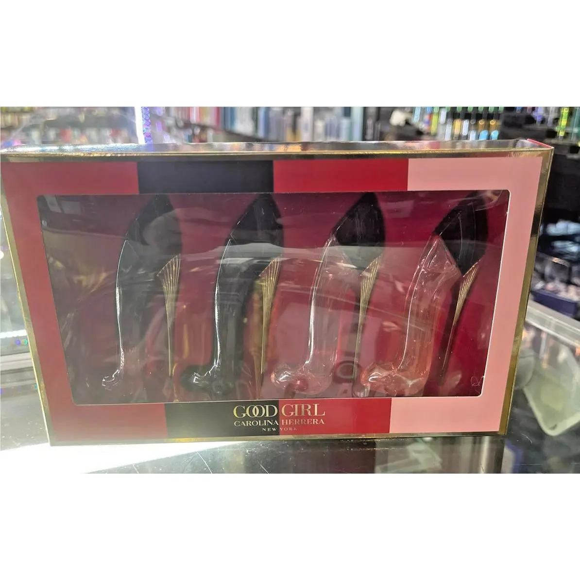 Good Girl Carolina Herrera 4 Pc .24oz 7ml Eau de Parfum Edp Splash Mini Gift Set