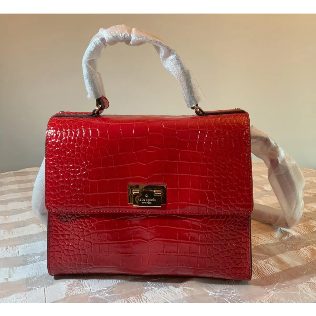 Video Kate Spade 11 Doris Croc Embossed Leather Satchel Knightsbridge