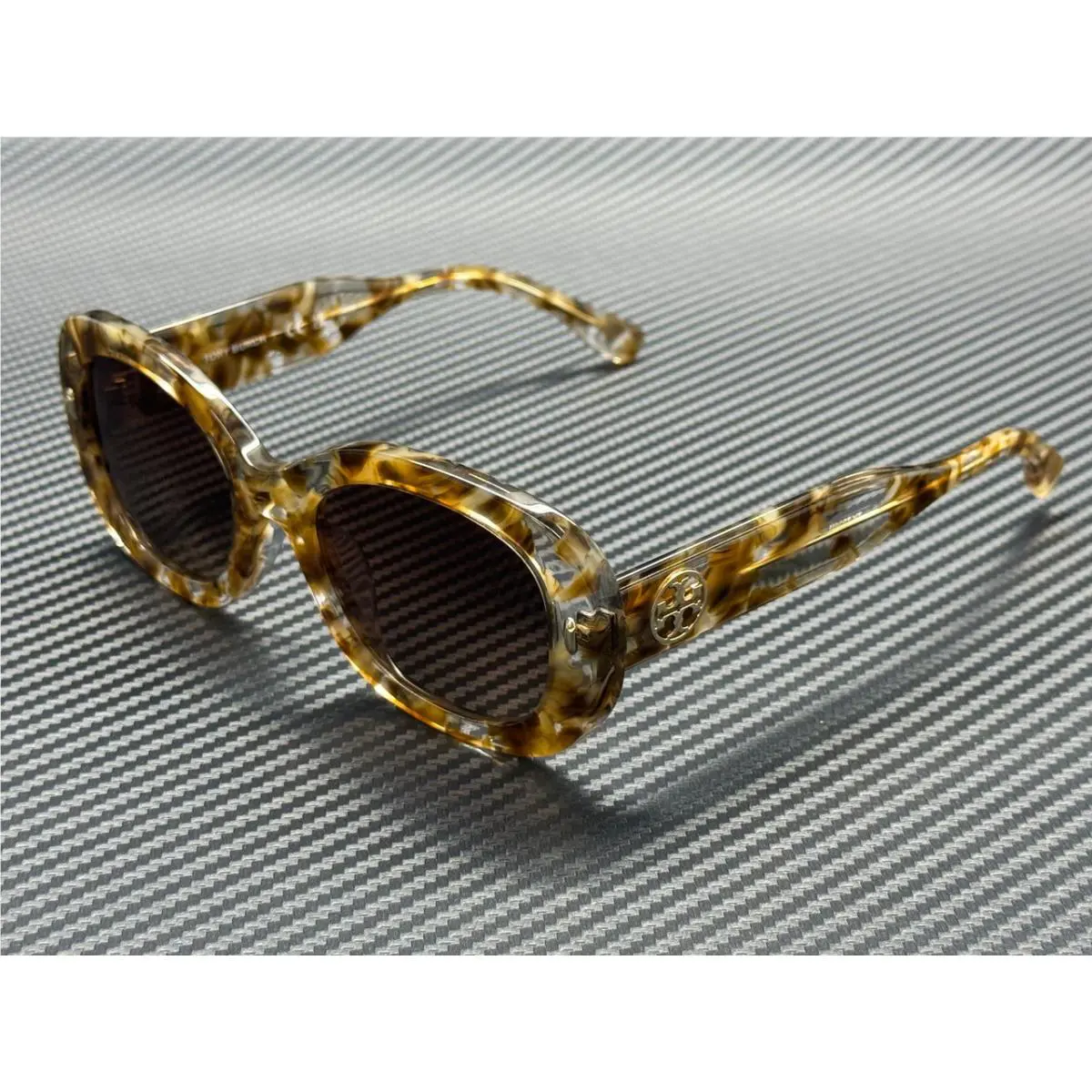 Tory Burch TY7226U 2026T5 Brown Tortoise Polarized Women`s 52 mm Sunglasses