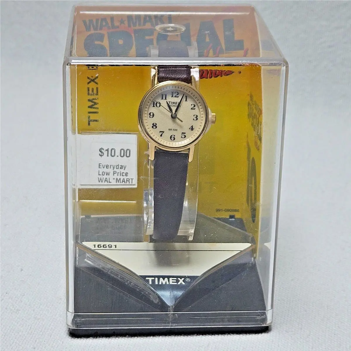 Timex Indiglo Women`s Watch in 90`s Walmart Special Value Case M955PH