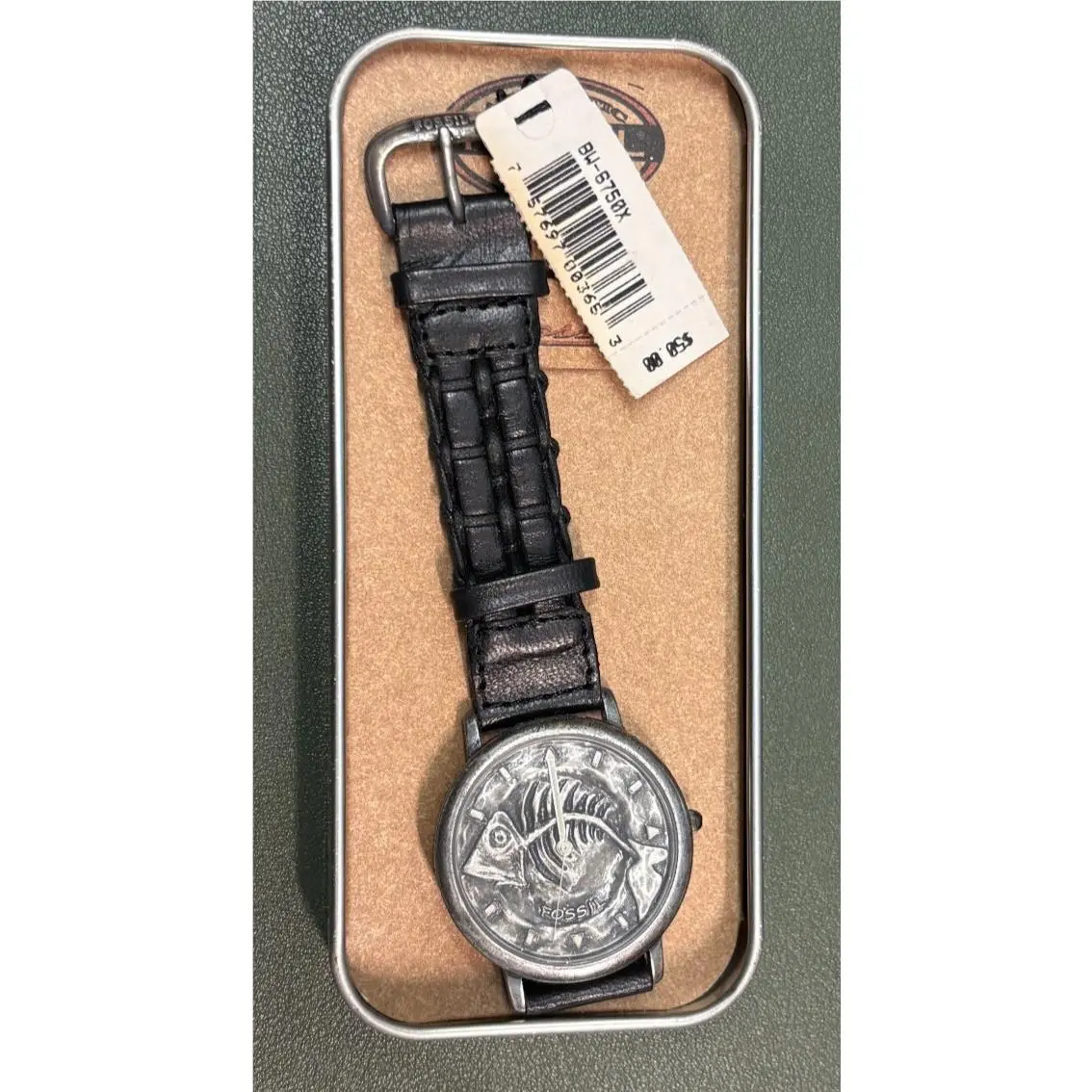 IN Box Vintage 90s Fossil Fish Fossil Watch Model BW6750