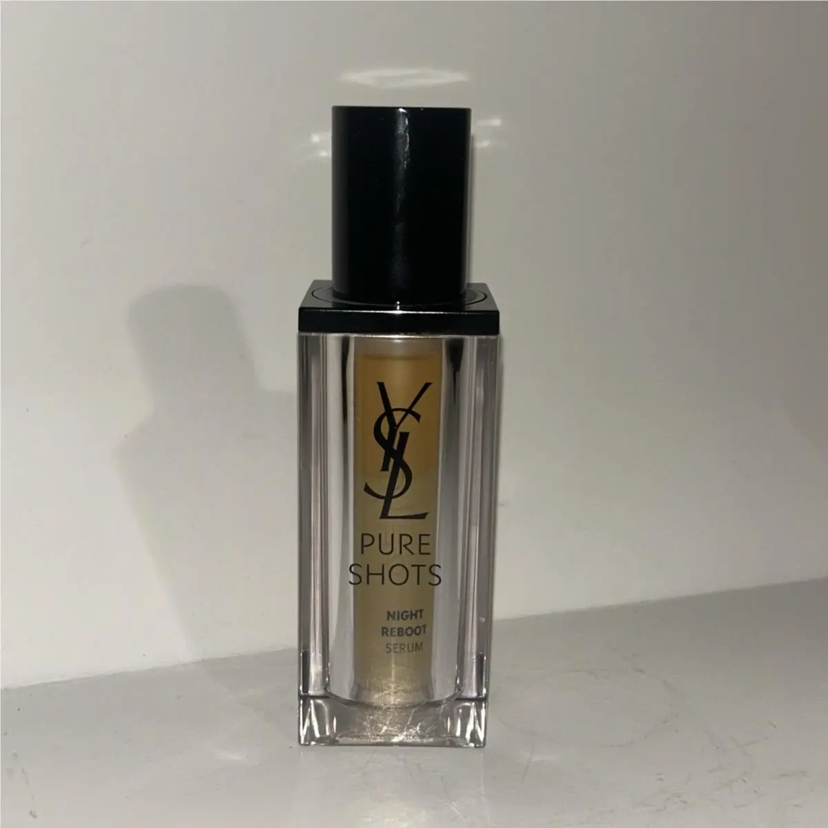 Yves Saint Laurent - Pure Shots Night Reboot Serum - Anti-fatigue Resurfacing