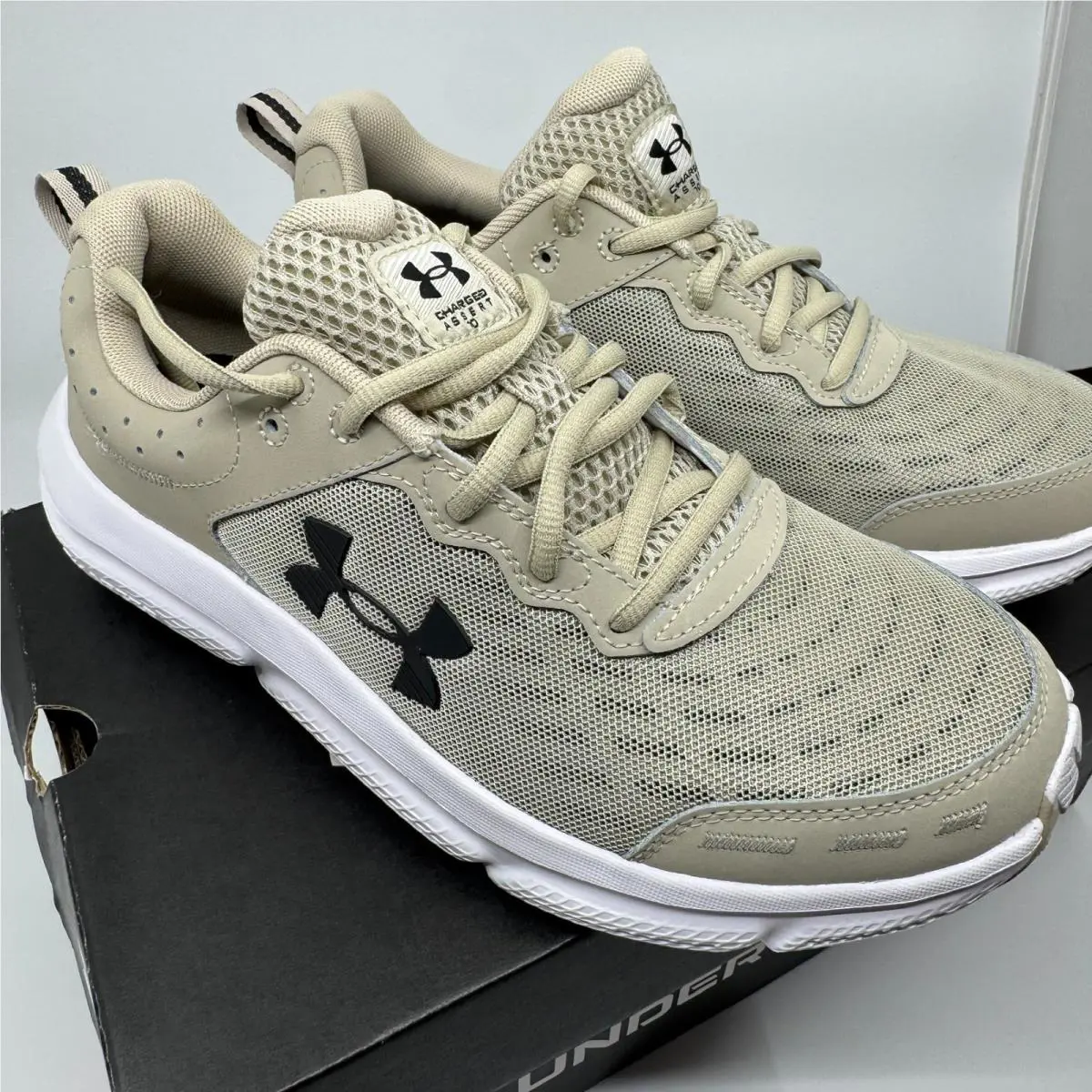 Under Armour shoes - Under Armour Charged Assert - Charged Assert - Gold 1